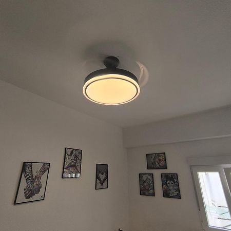 Habitaciones En Apartamento Compartido W Host Alicante Eksteriør bilde