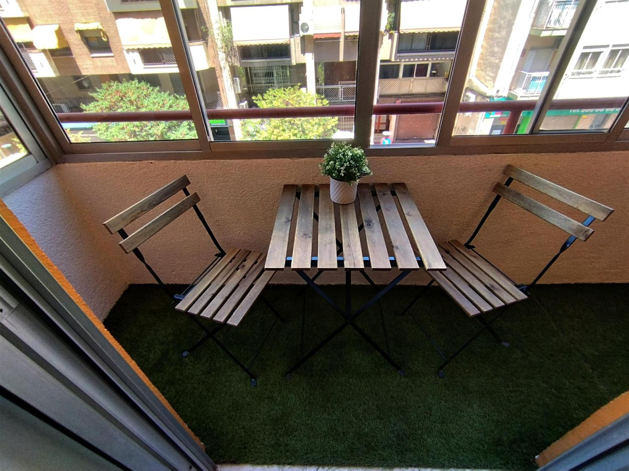Habitaciones En Apartamento Compartido W Host Alicante Eksteriør bilde