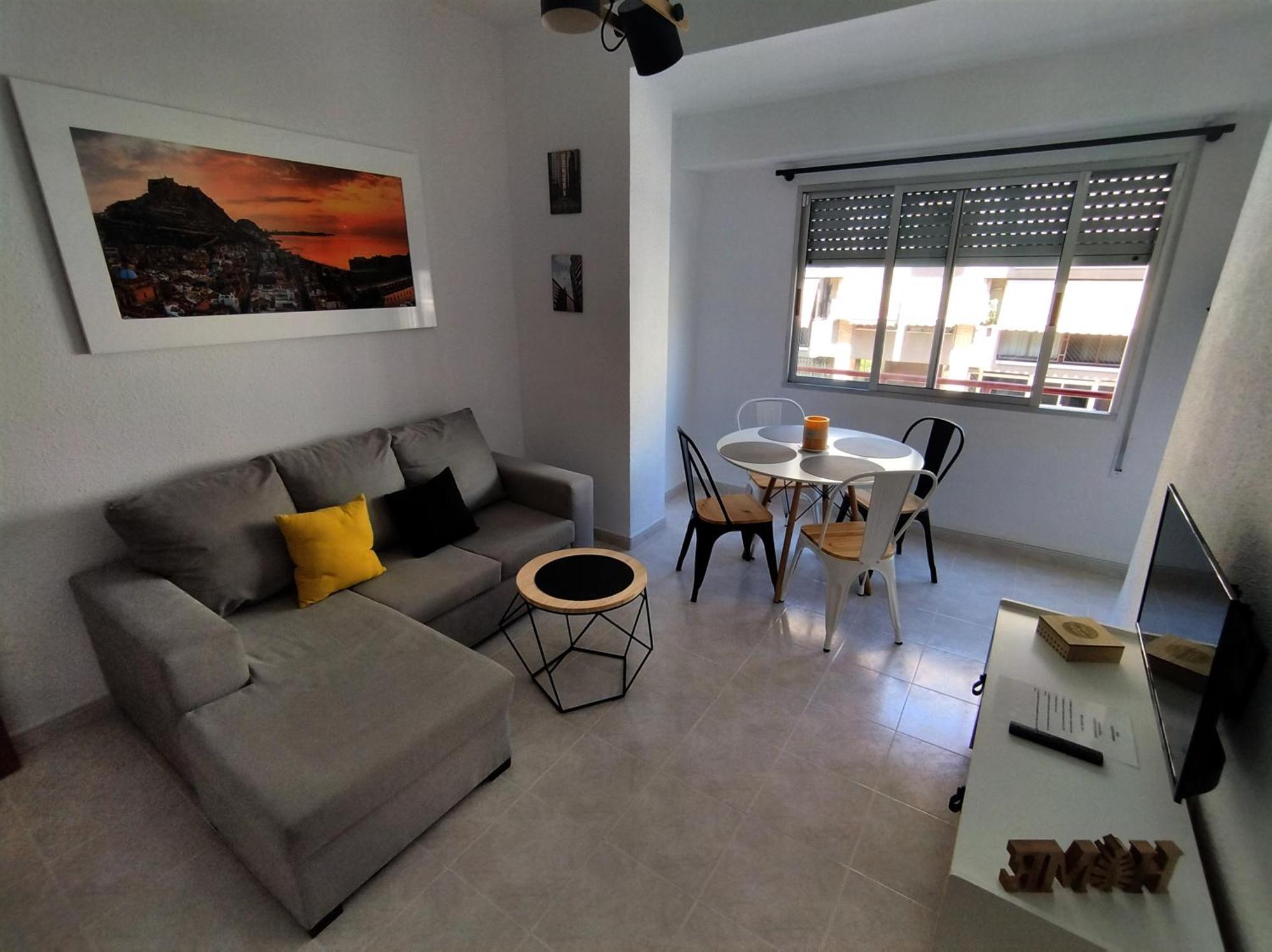 Habitaciones En Apartamento Compartido W Host Alicante Eksteriør bilde