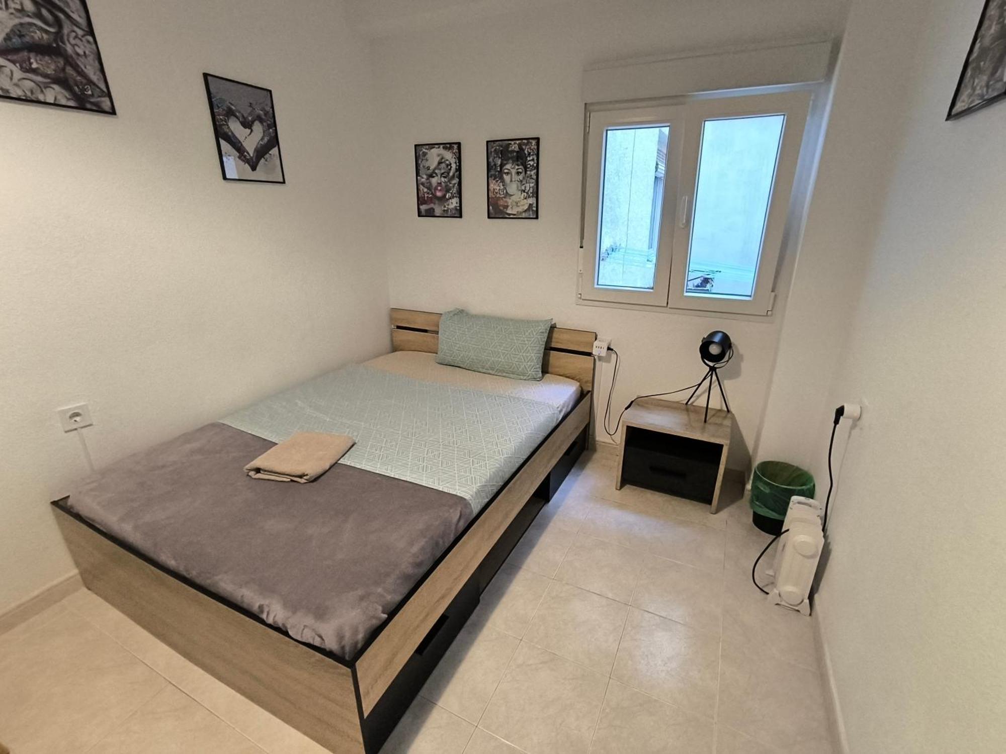 Habitaciones En Apartamento Compartido W Host Alicante Eksteriør bilde