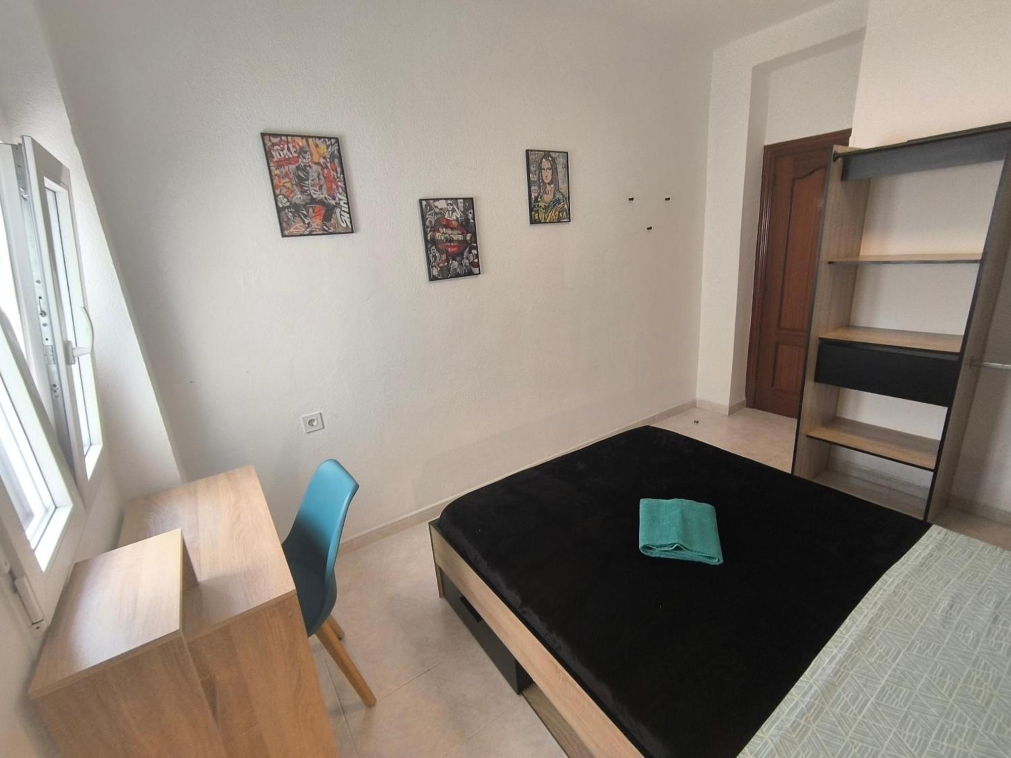 Habitaciones En Apartamento Compartido W Host Alicante Eksteriør bilde