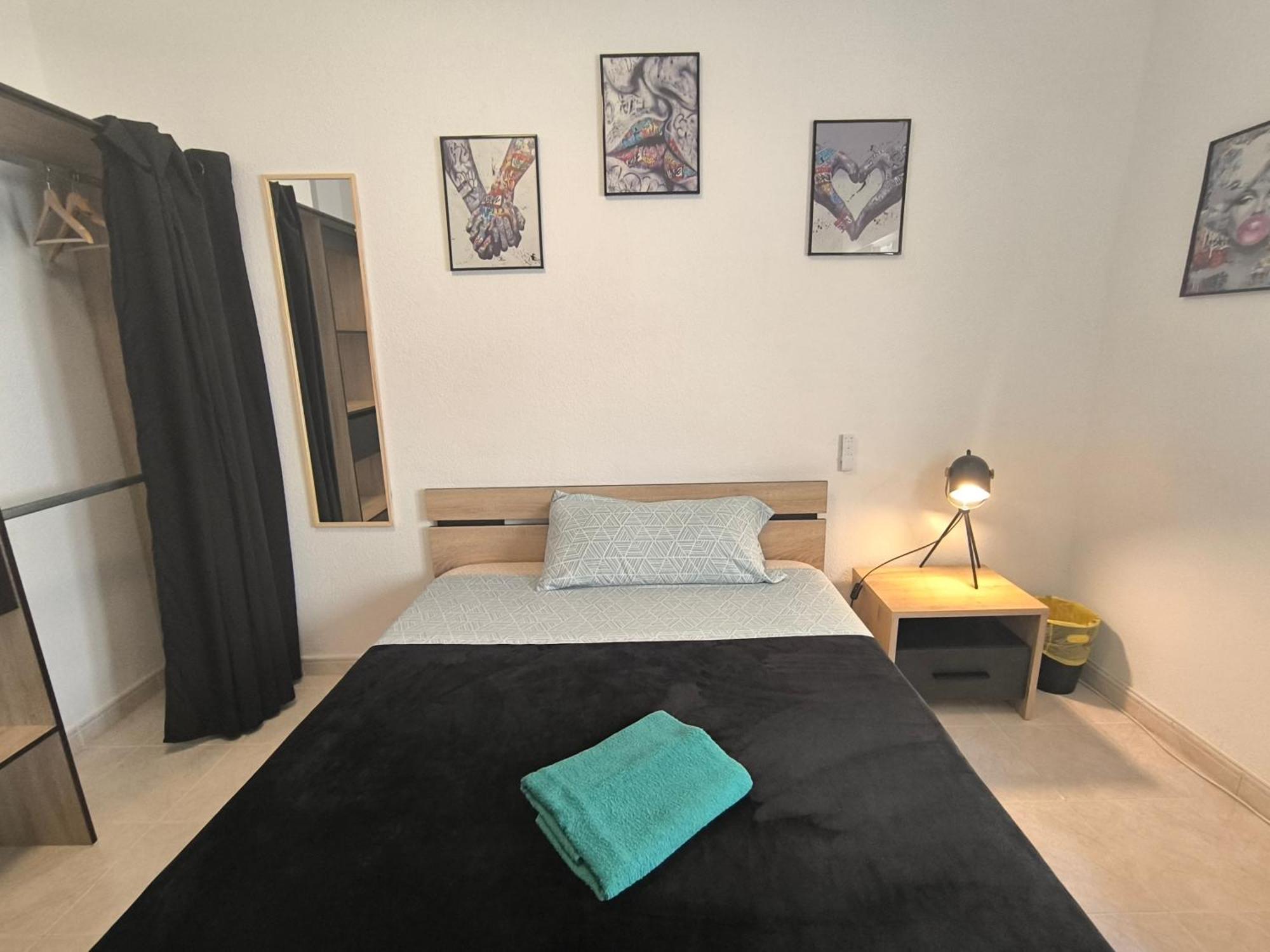 Habitaciones En Apartamento Compartido W Host Alicante Eksteriør bilde