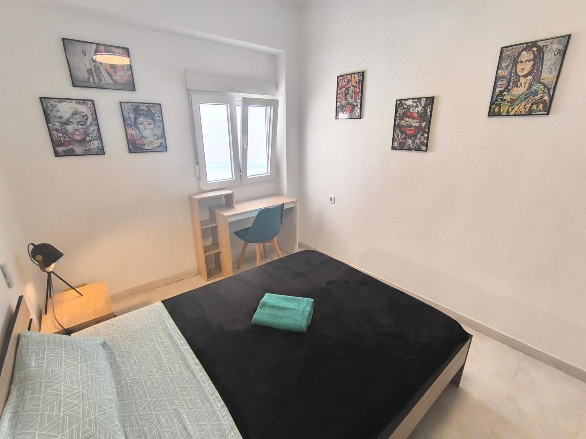 Habitaciones En Apartamento Compartido W Host Alicante Eksteriør bilde